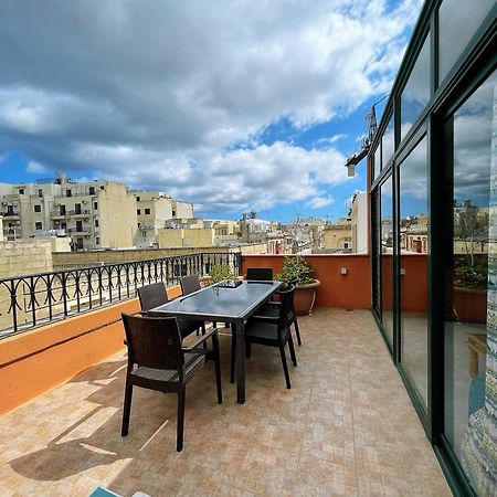 Fantastic 3 Bedroom Duplex Penthouse With Terrace 슬리에마 외부 사진